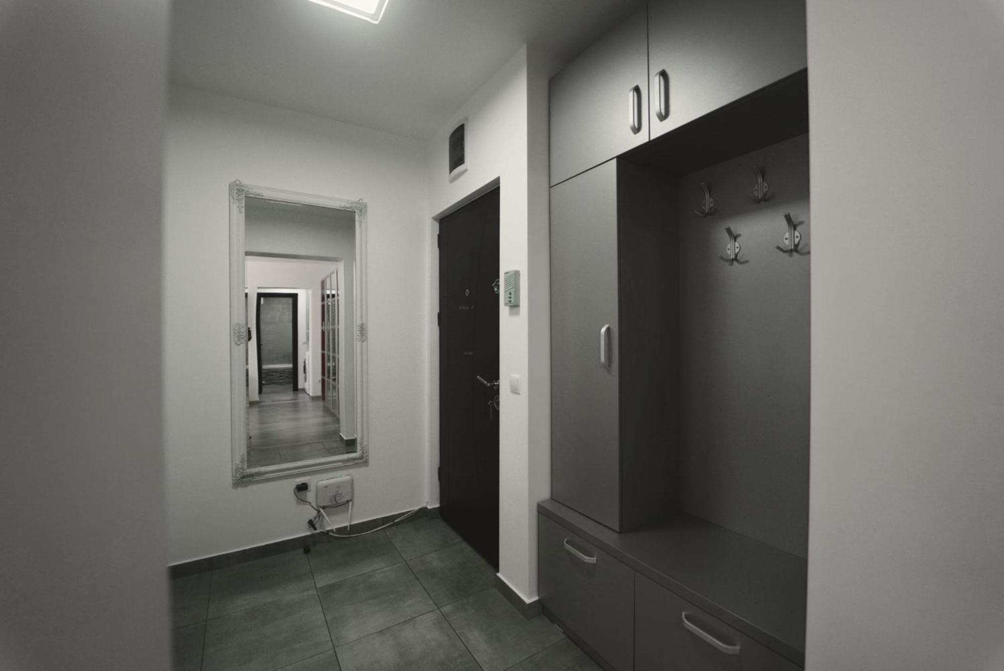 Luxury Apartament Ultracentral Of Suceava Esplanada Esterno foto