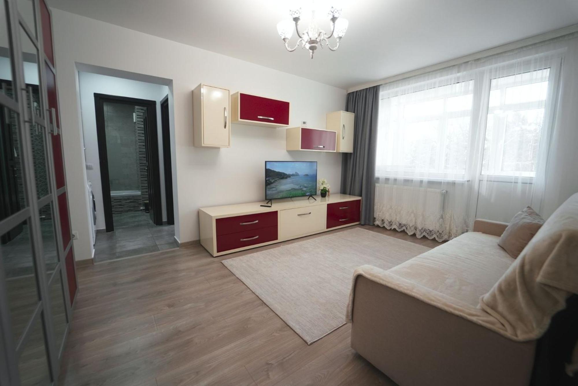 Luxury Apartament Ultracentral Of Suceava Esplanada Esterno foto
