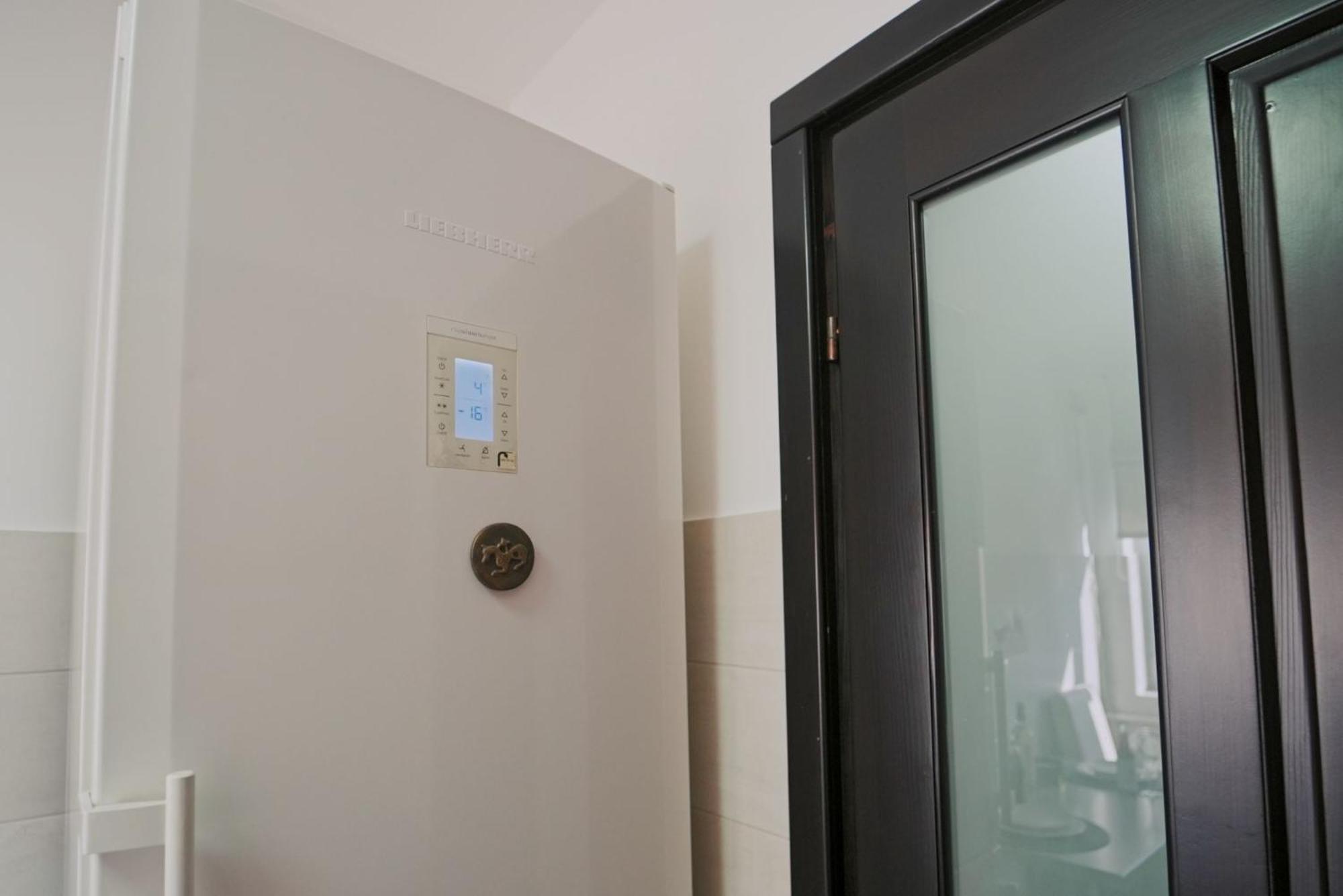 Luxury Apartament Ultracentral Of Suceava Esplanada Esterno foto